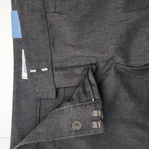 Ricki's Heathered Grey Stretch Mid Rise Fitted Subtle Flare Pants Regular Size 6 - Picture 4 of 14